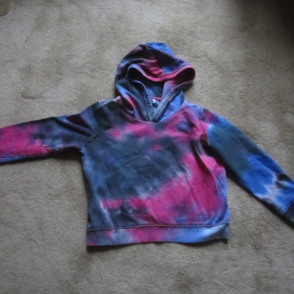 LOVE, FIRE Girl's Sweatshirt Hoodie Size M Tie Dye Fleece Blue Pink Torn Look